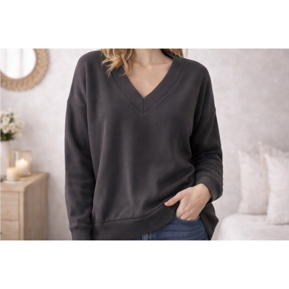 Felina Women's Ribbed Long Sleeve V-Neck Sweater, Gray, Size Large, New